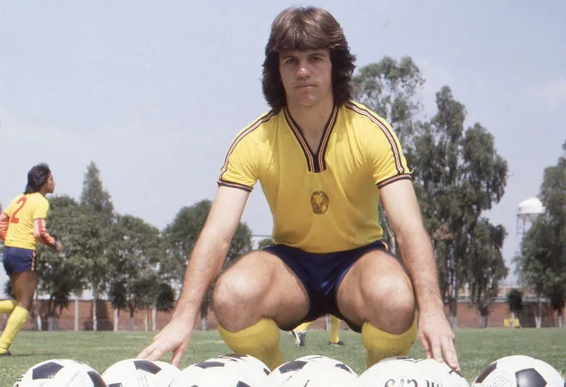 Javier Aguirre viste la camiseta del América en 1979