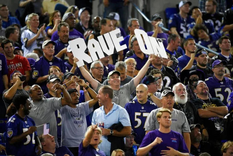 Aficionados de los Ravens durante la Postemporada