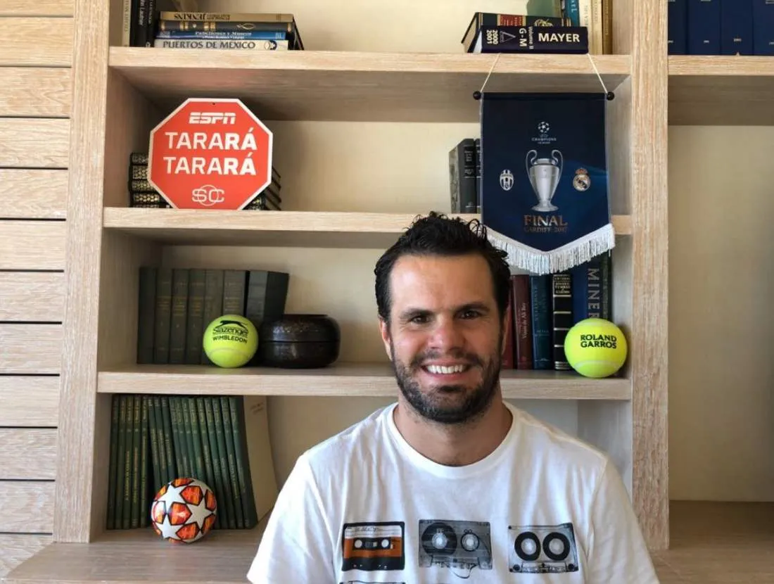 Puig transmitiendo desde su casa