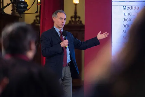 TWITTER @HLGatell López-Gatell da informes diarios de la evolución de la pandemia