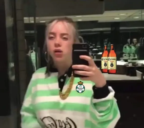 Memes por la foto de la cantante