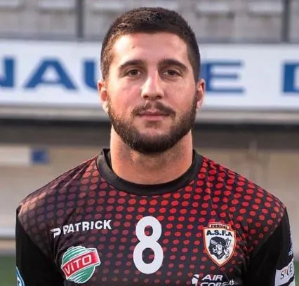 Julien Benhamil-Casanova, previo al arranque de un juego