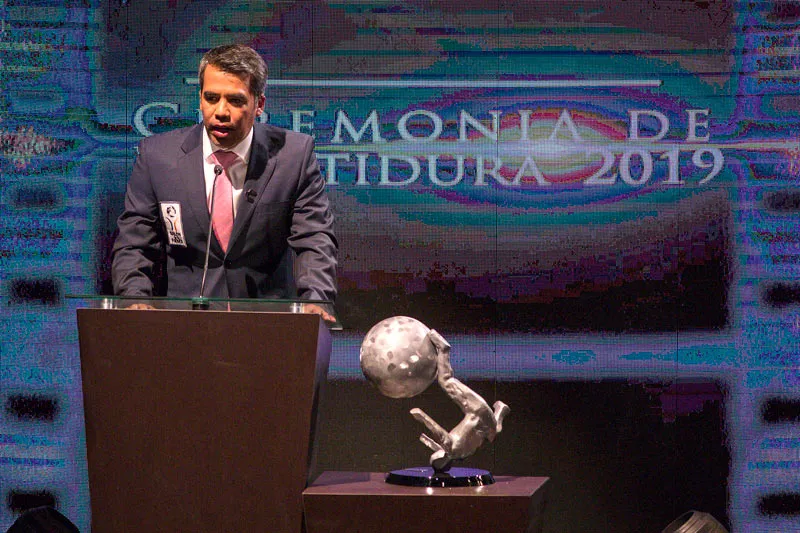 IMAGO7 Pável Pardo habla ante el público