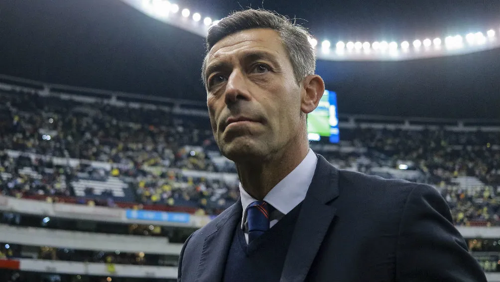 Pedro Caixinha como técnico de Cruz Azul
