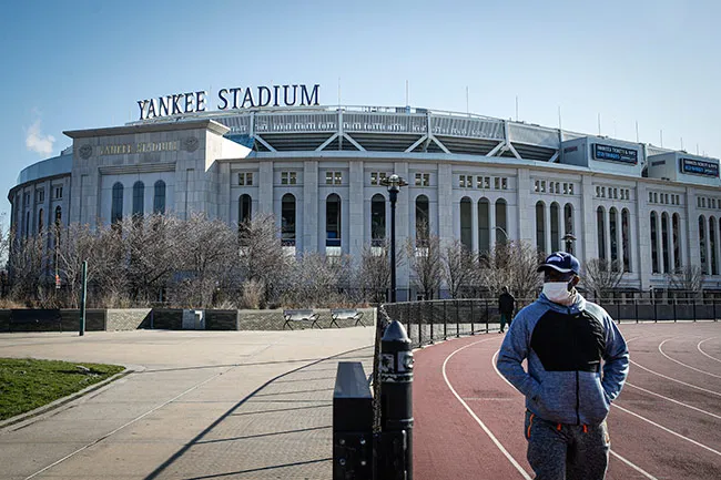 AP Entrada del Yankee Stadium en el Bronx