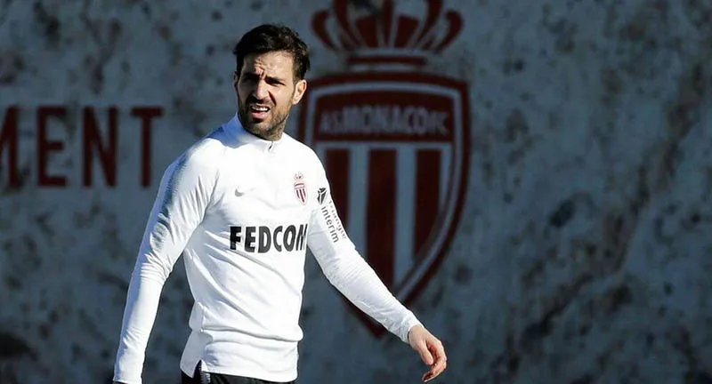 Fábregas durante un entrenamiento con Mónaco