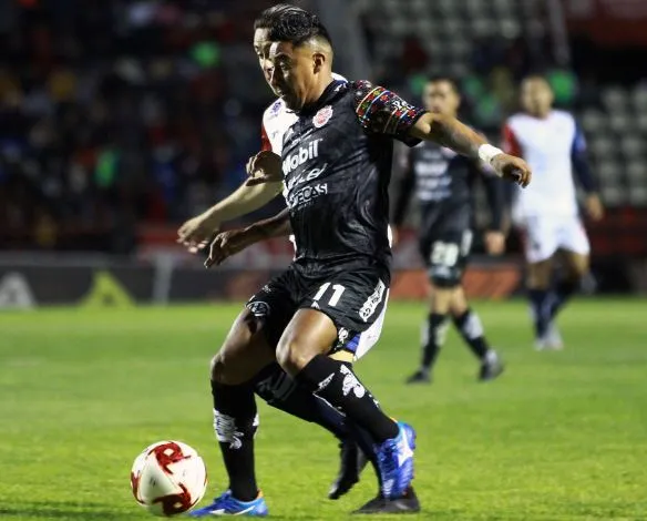 Rodolfo Vilchis de Mineros conduce la redonda