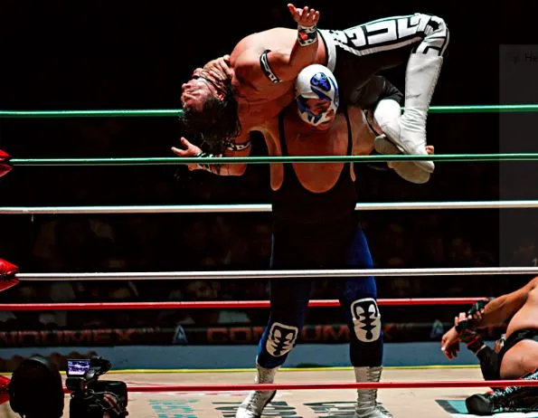 IMAGO7 Atlantis, en acción durante un combate