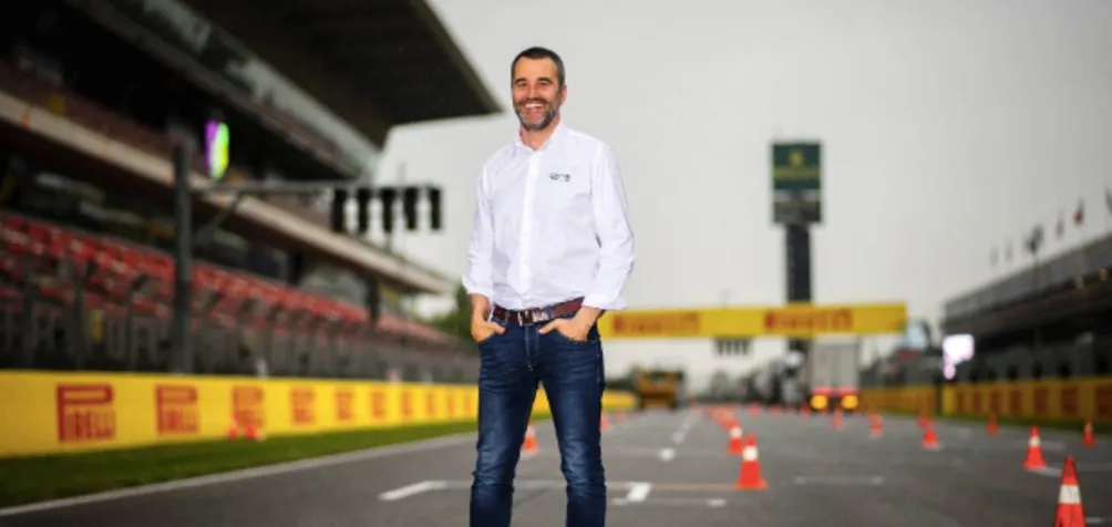 Fontseré posa en el Circuito de Barcelona