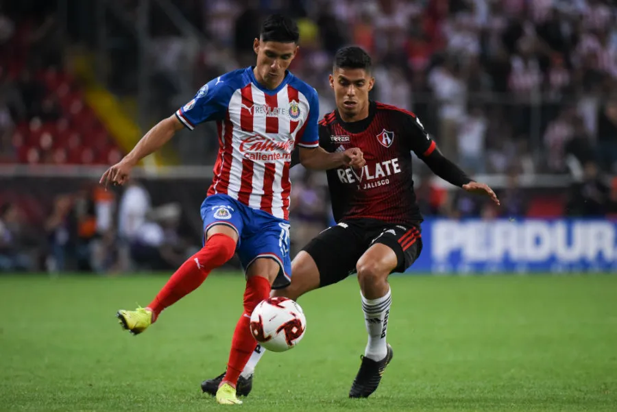 El Brujo durante el Clásico Tapatío