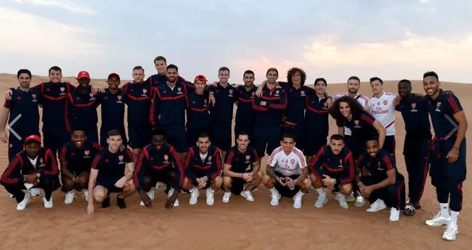 FACEBOOK ALEXANDRE LACAZETTE OFFICIEL Jugadores del Arsenal