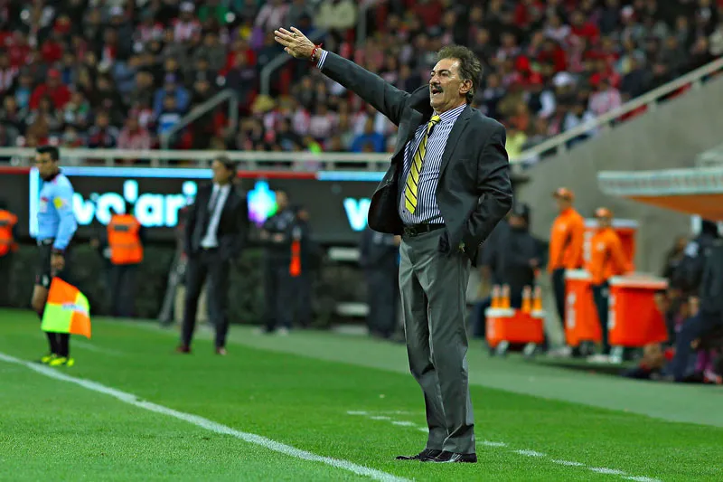 Ricardo La Volpe, durante un juego del América en 2017