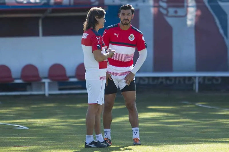 Alanís y Almeyda durante su paso por Chivas