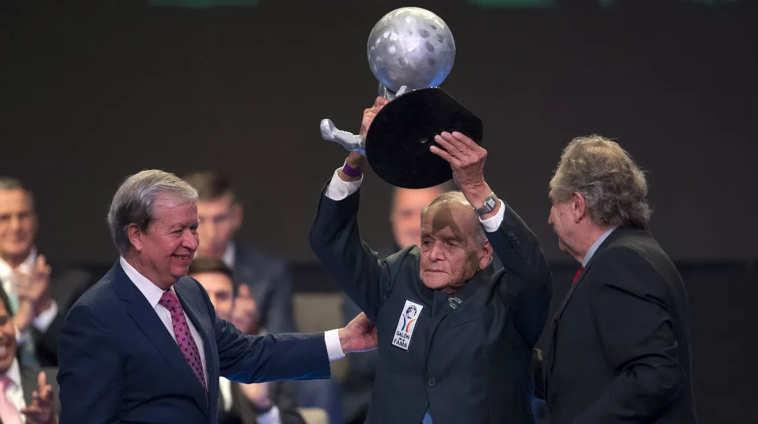 Tomás Balcázar en la Novena Investidura del Salón de la Fama 2019