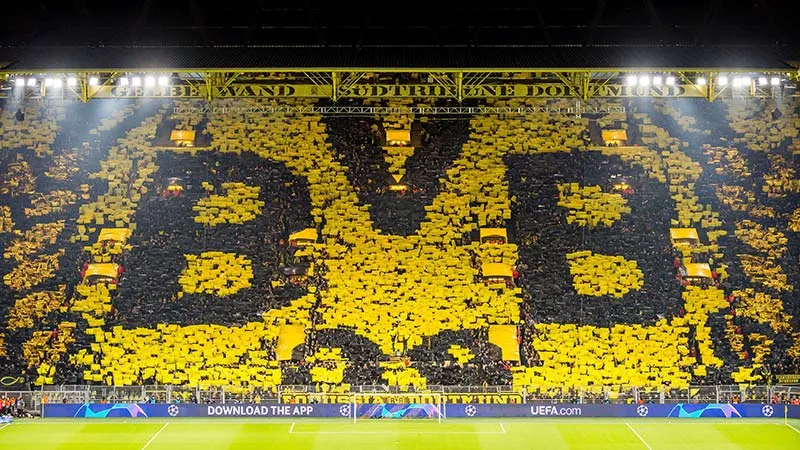 TWITTER @BVB Un partido en el Signal Iduna Park