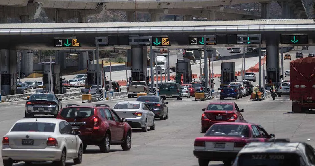 ESPECIAL Ciudadanos salen de la CDMX por vacaciones