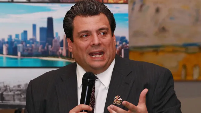 Mauricio Sulaimán en conferencia de prensa
