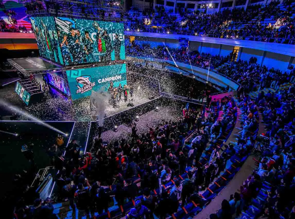 ESPECIAL Isurus, campeón del torneo anterior