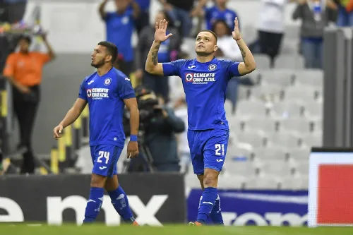 Cabecita Rodríguez festeja una anotación