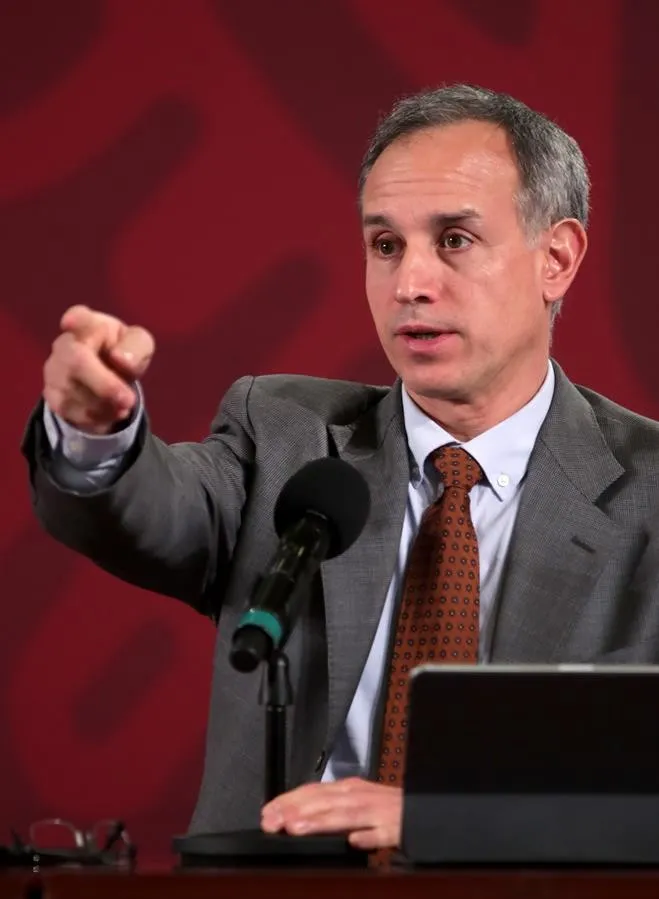 Hugo López-Gatell en conferencia en el Palacio Nacional