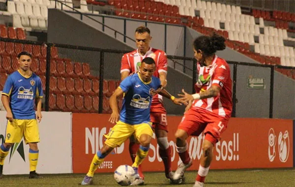 Una de las imágenes que dejó el juego de Ida