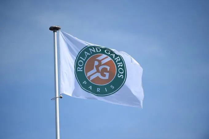 TWITTER @rolandgarros Bandera del Abierto de Francia de Tenis