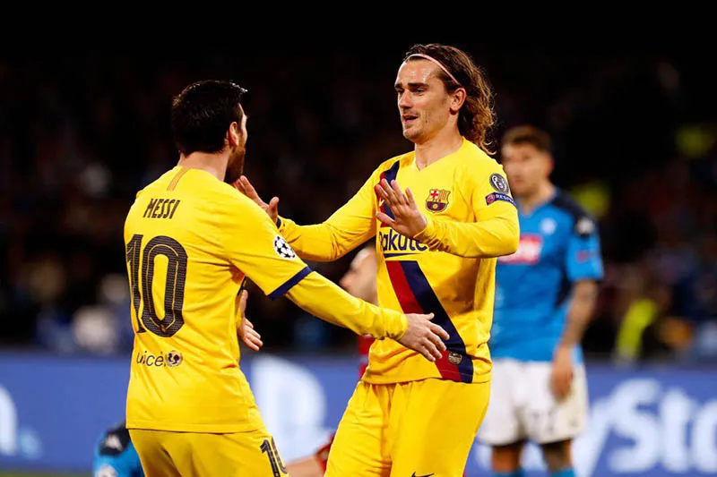 FACEBOOK @FCBARCELONA Griezmann y Messi celebran un gol en Champions