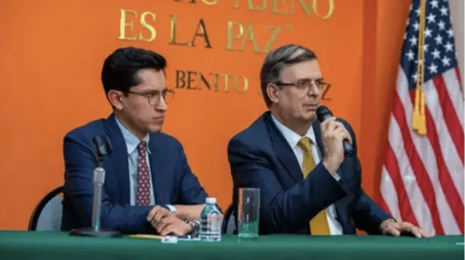 Roberto Velasco Álvarez y Marcelo Ebrard