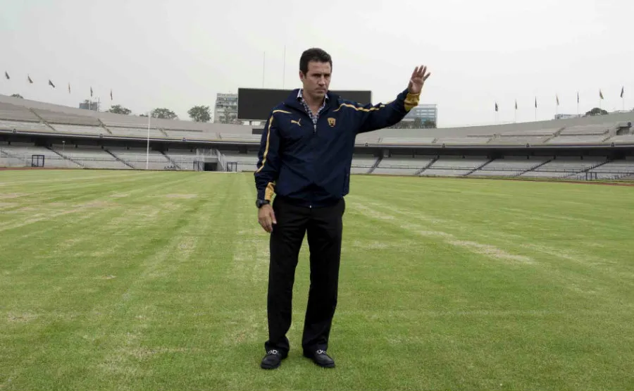 El Jaibo presetnado como timonel auriazul