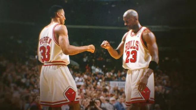 ESPECIAL Scottie Pippen y Michael Jordan en la duela