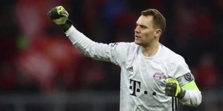 AP Neuer en un juego de Champions