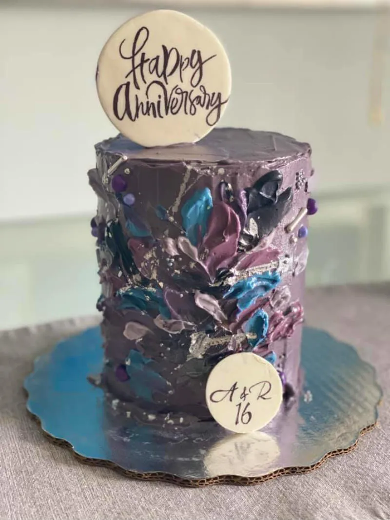 FACEBOOK ROBERT DANTE SIBOLDI (OFICIAL) El pastel de la pareja por su aniversario