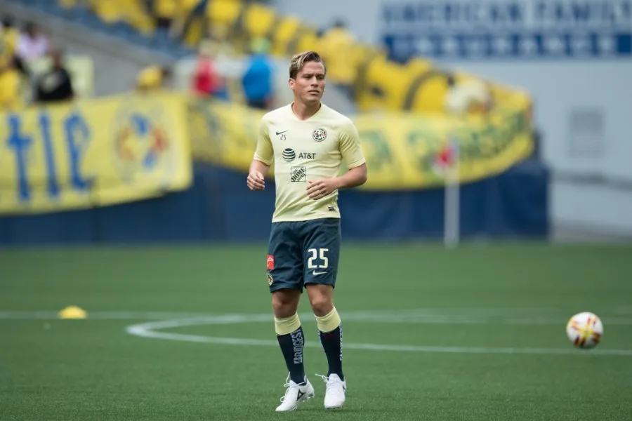 Rubén González previo a un partido con América