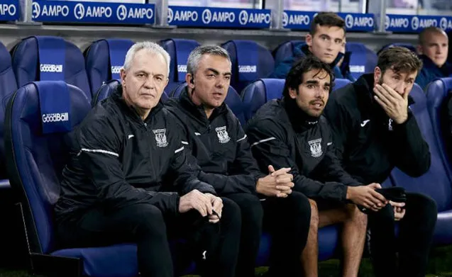 Vasco Aguirre dirigiendo al Leganés