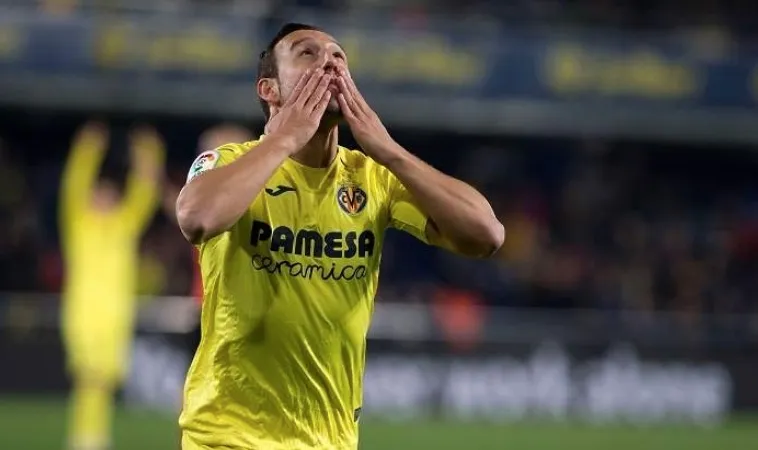 EFE Cazorla en un juego con el Submarino Amarillo