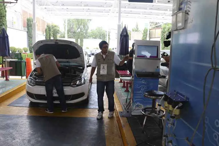 Verificentro en operación en la CDMX