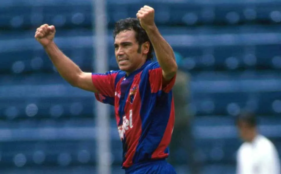 Hugo festeja una diana con los Potros