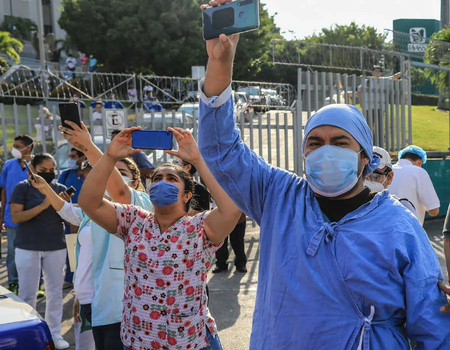 EFE Personal médico será reconocido en el próximo torneo