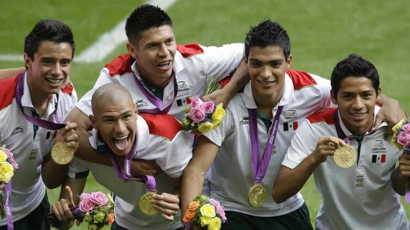 Selección Mexicana Sub23 celebrando el oro