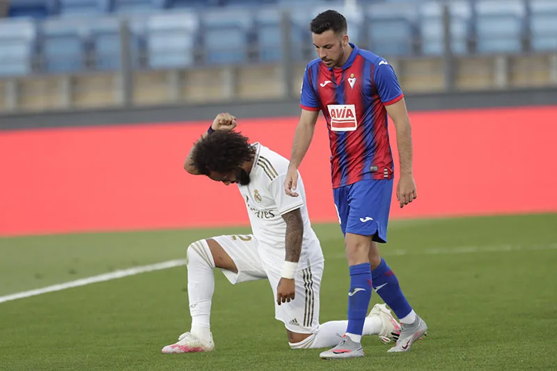 Así festejó Marcelo, un gesto en contra del racismo