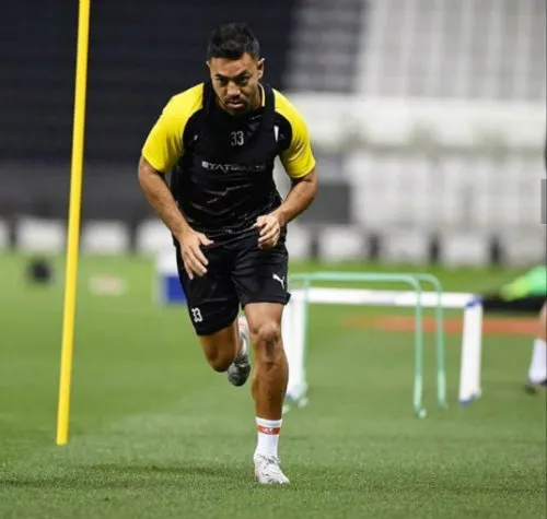 El mexicano presumió los estadios del país asiático