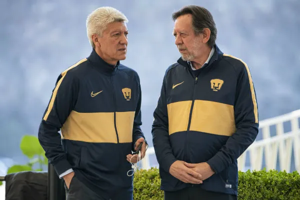 Jesús Ramírez y Leopoldo Silva