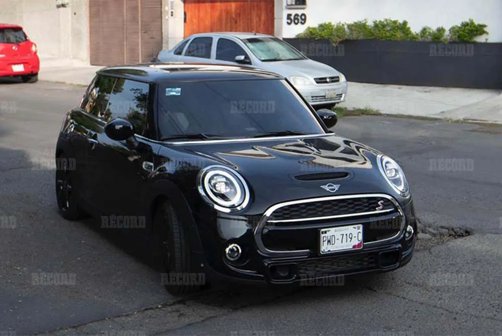 Talavera llegando a las instalaciones de Pumas