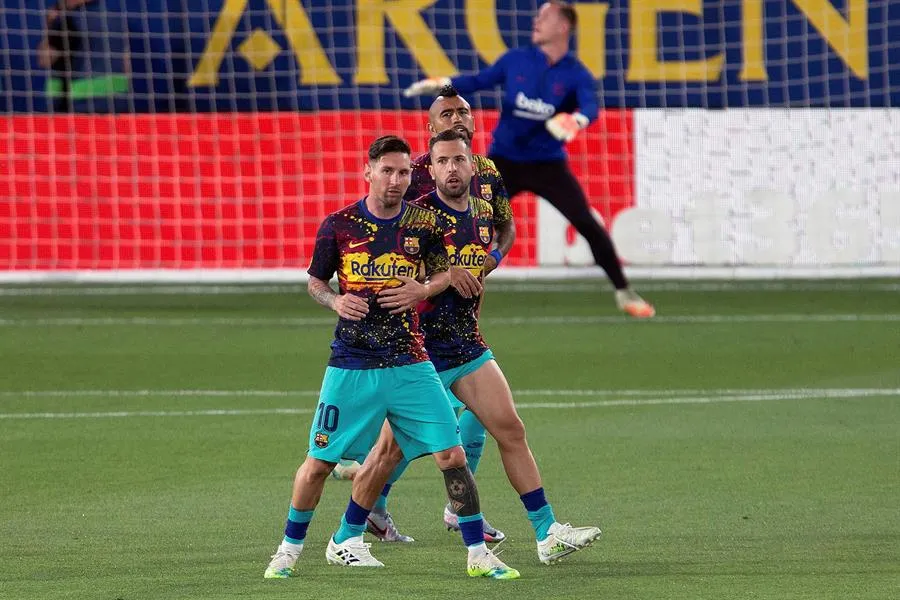 EFE Messi durante un calentamiento del Barça