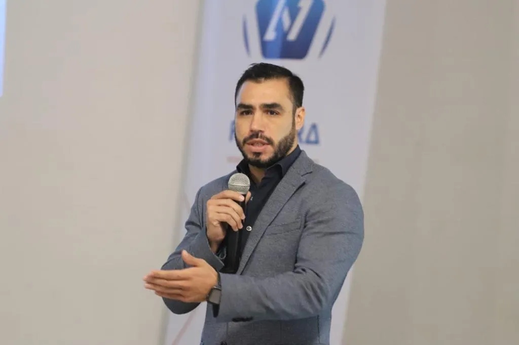 Luis Rosas, durante una ponencia