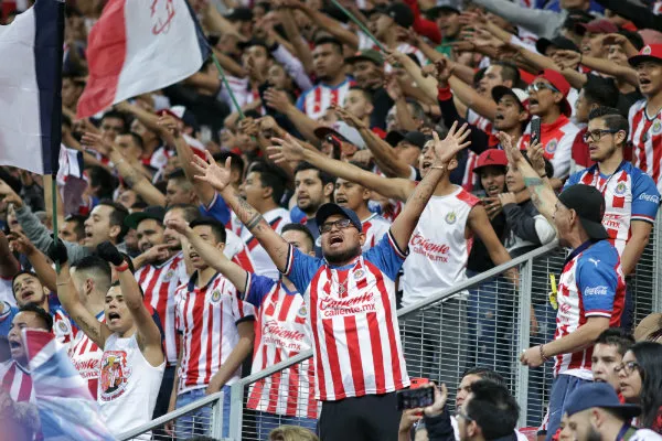 Aficionados del Rebaño en las gradas del Akron