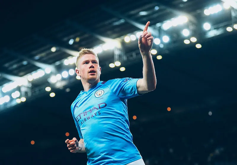 FACEBOOK @MANCITY Kevin De Bruyne celebra un tanto con los Citizens