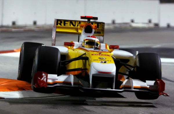 MEXSPORT Alonso en un monoplaza de Renault