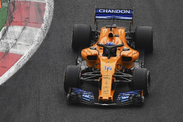 MEXSPORT Alonso en un monoplaza de McLaren
