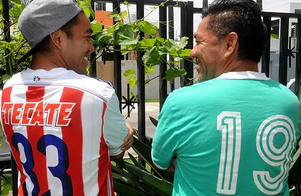 Marco Fabián y su padre